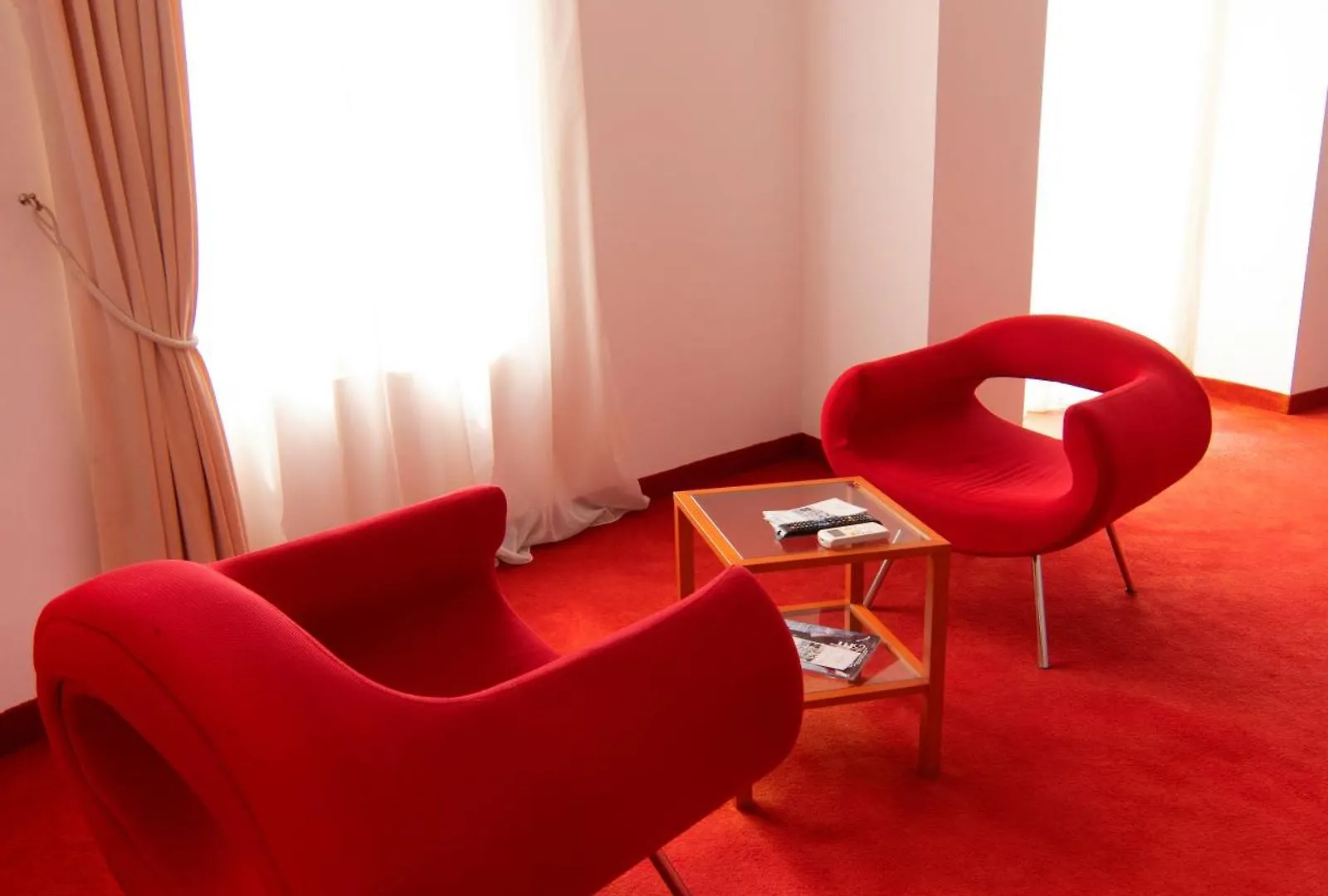 Chateau Linza Resort Tirana Hotel